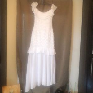 L’Atiste by Amy White Embroidered Lace Dress - NWT